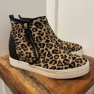 Steve Madden Loxley Wedge High Top Sneaker